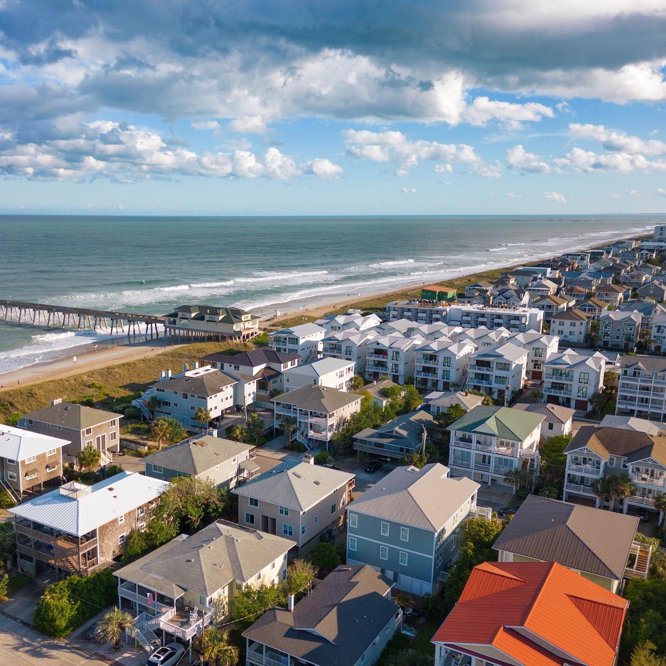 Wrightsville Beach NC Houses next to the ocean and dock